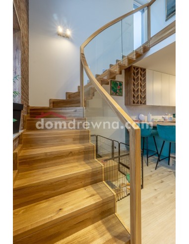 Schody dywanowe - samonośne