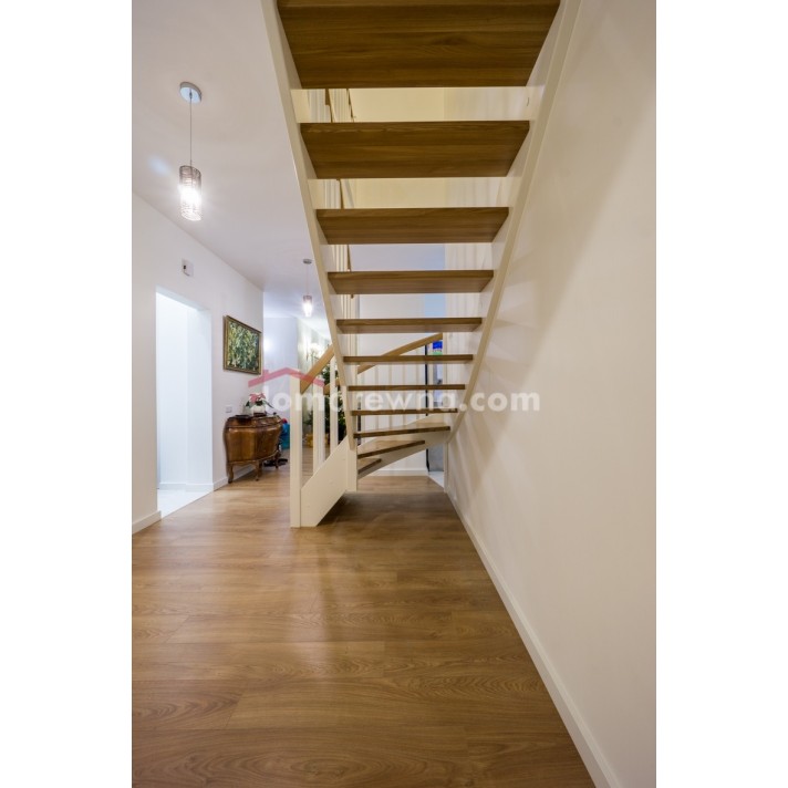 Schody samonośne - galeria 21