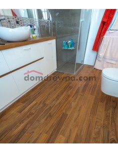 Teak w łazience 2