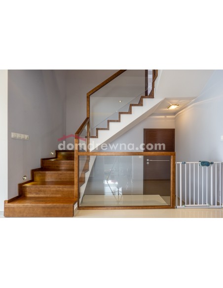 Schody dywanowe na beton