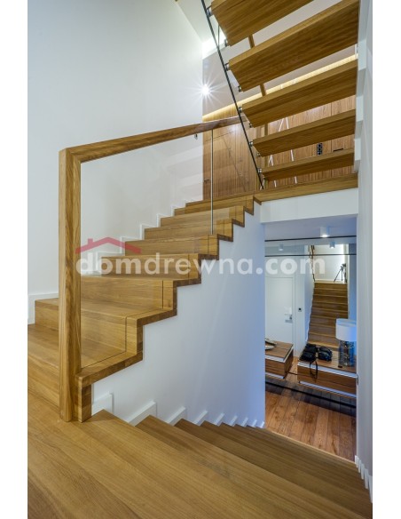 Schody dywanowe na beton