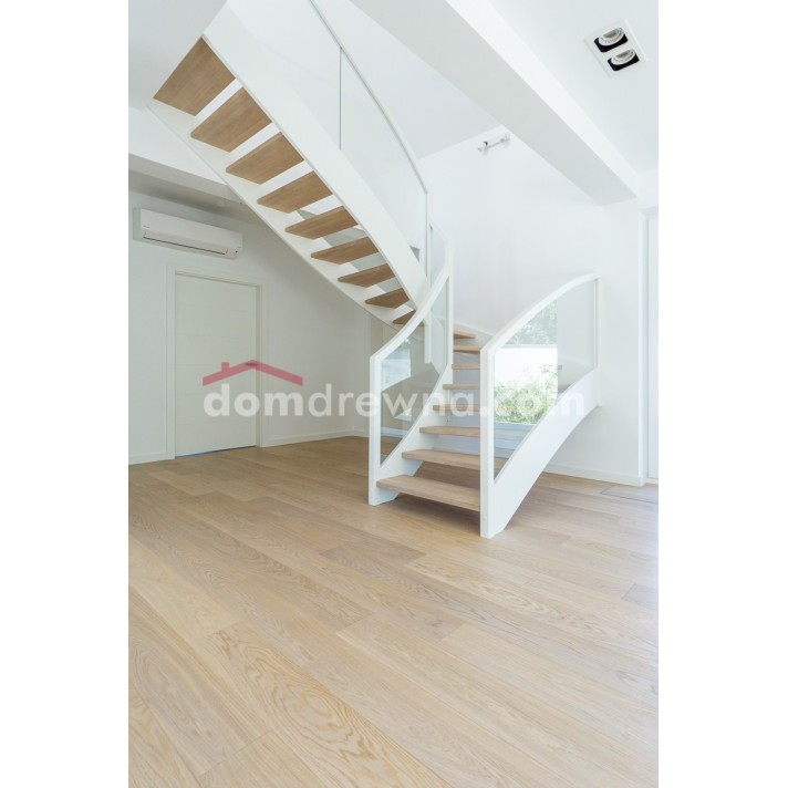 Schody samonośne nowoczesne