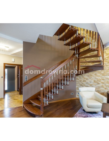 Schody samonośne ażurowe