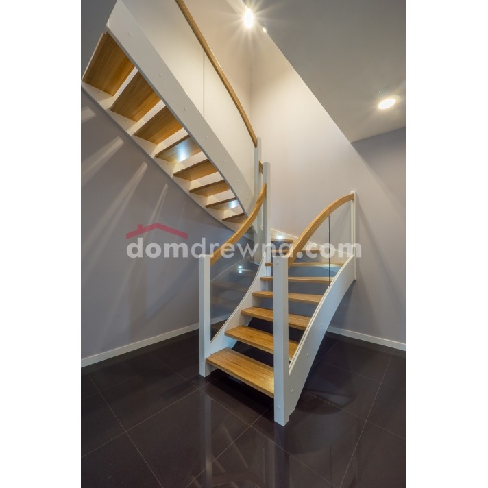 Schody samonośne ażurowe