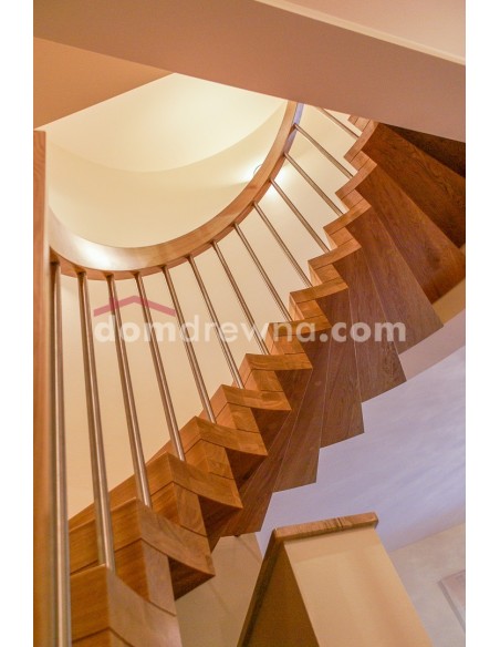 Schody samonośne dywanowe 1