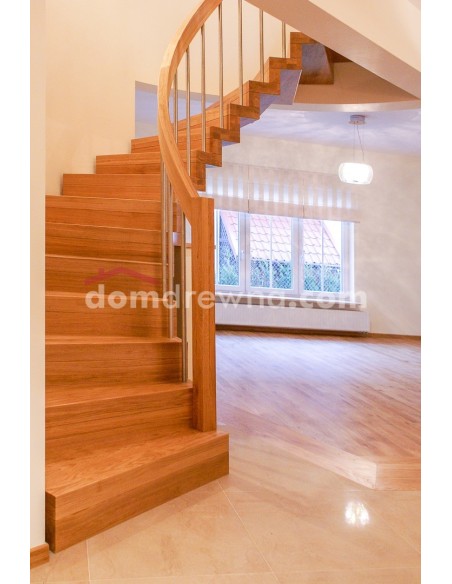 Schody samonośne dywanowe 1