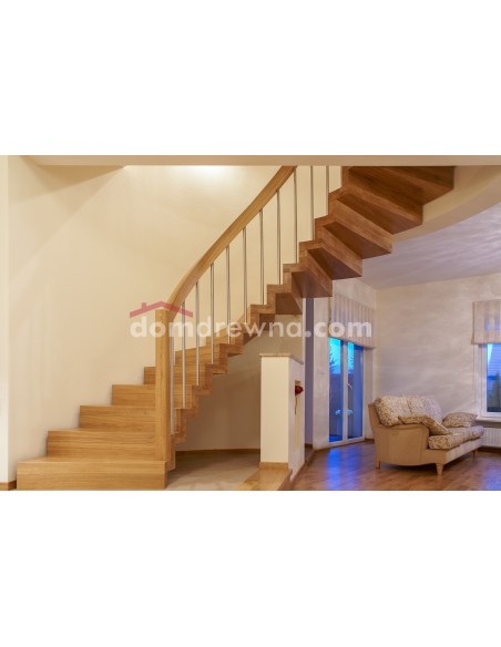 Schody samonośne dywanowe 1