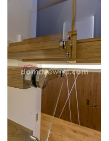 Schody dywanowe na beton + samonośne