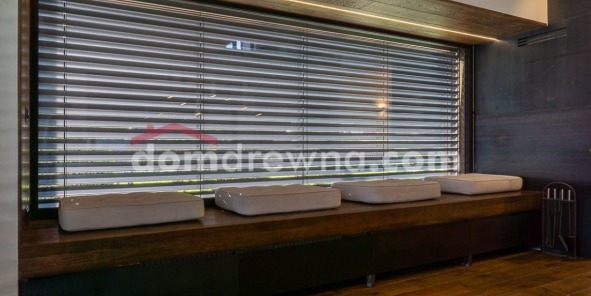 Podłoga dębowa – do jakiej kolorystyki i oświetlenia pasuje